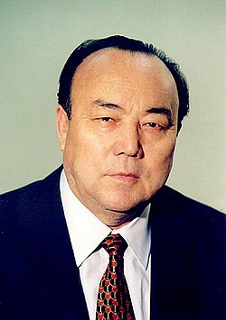 Бөгөн күренекле дәүләт, сәйәсәт һәм йәмәғәт эшмәкәре, Башҡортостан Республикаһының тәүге Президенты Мортаза Ғөбәйҙулла улы Рәхимовтың тыуыуына — 90 йыл.